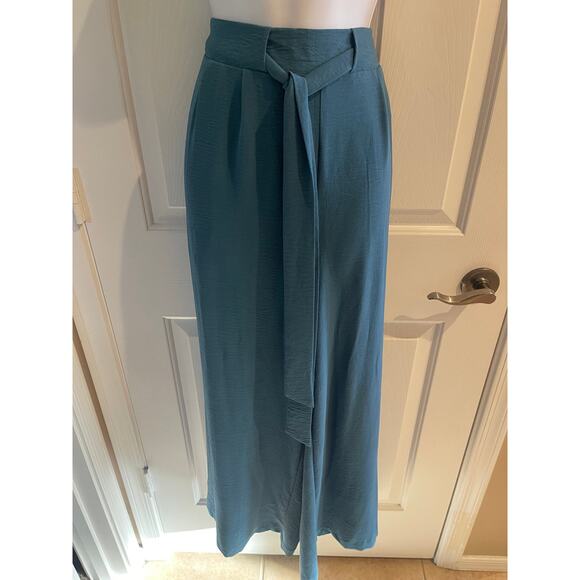 Blue Wide-Leg High-Waisted Tie-Front Pants – Size Large – Flowy Minimalist Chic - Picture 9 of 10